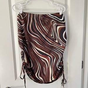 NWOT Adjustable Skirt
